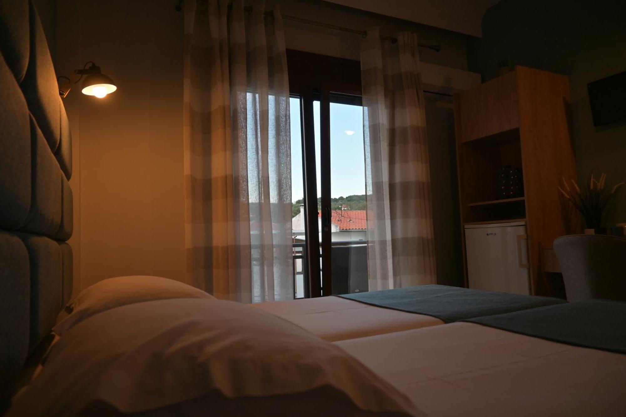 Maria Rooms To Let أُرانّوبولي المظهر الخارجي الصورة