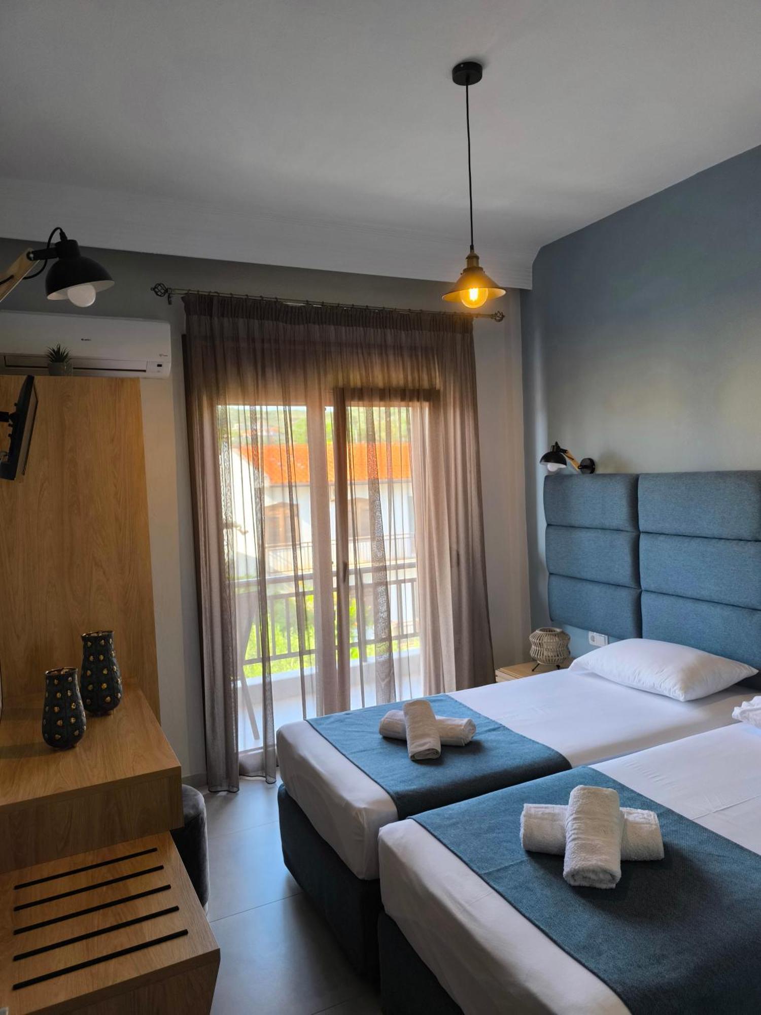 Maria Rooms To Let أُرانّوبولي المظهر الخارجي الصورة